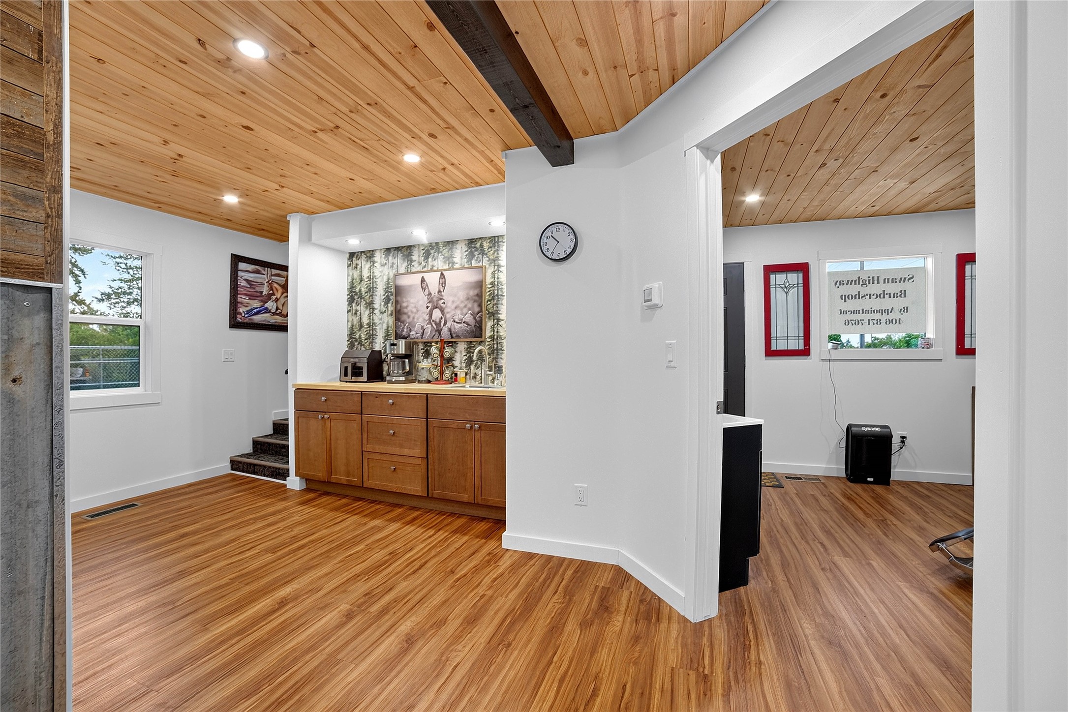 2132 US Highway 2 E