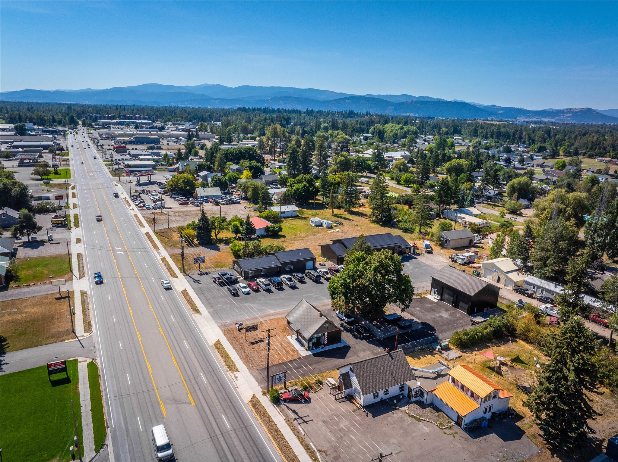 2132 US Highway 2 E
