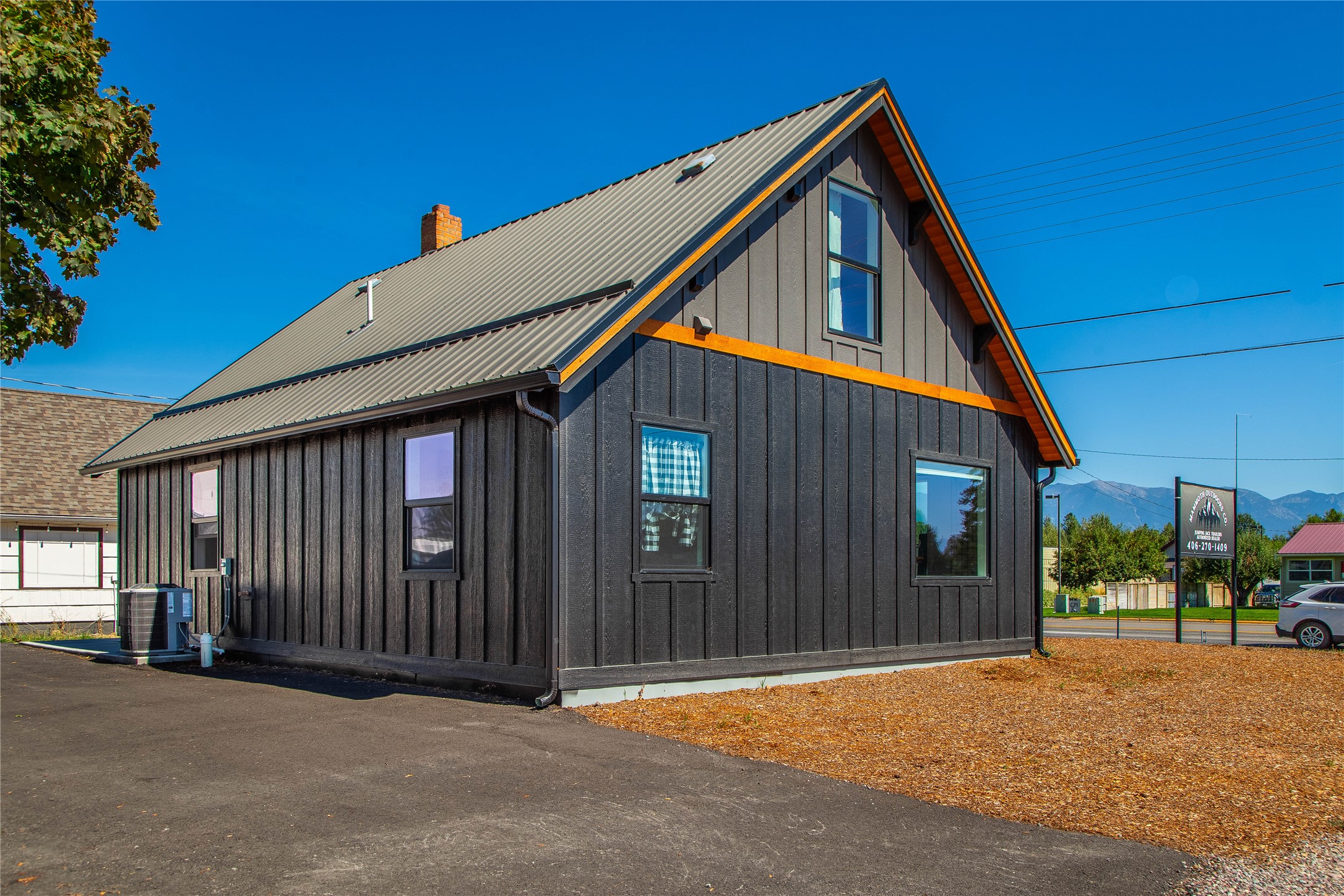 2132 US Highway 2 E