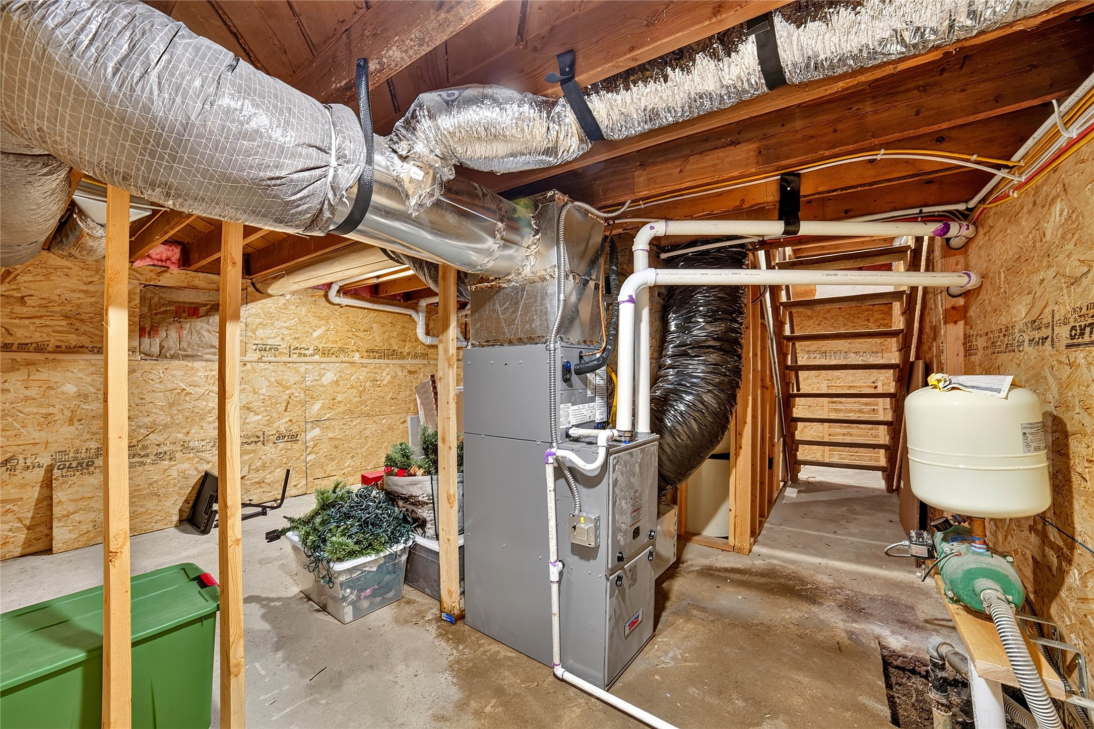 2132 US Highway 2 E