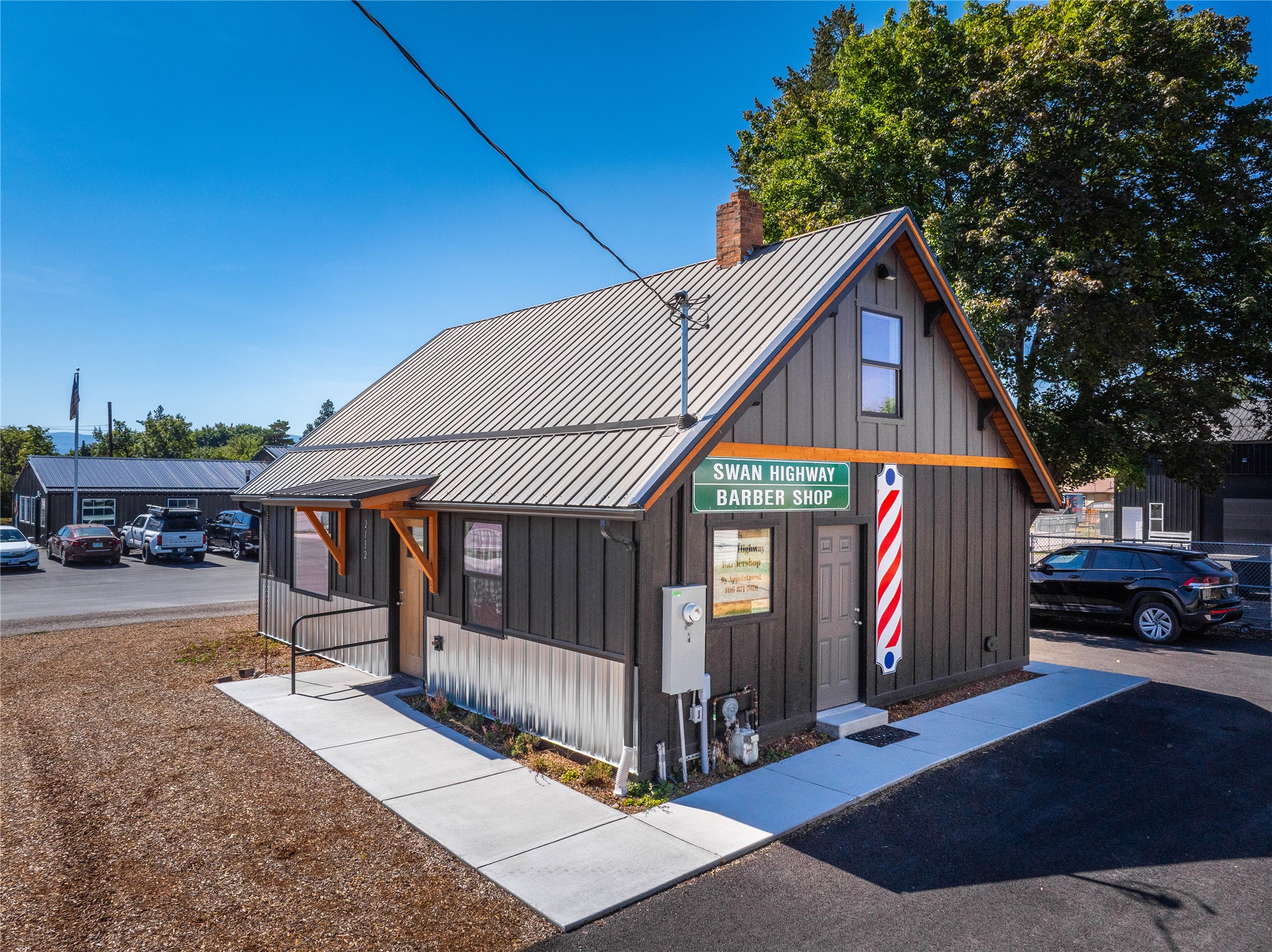 2132 US Highway 2 E