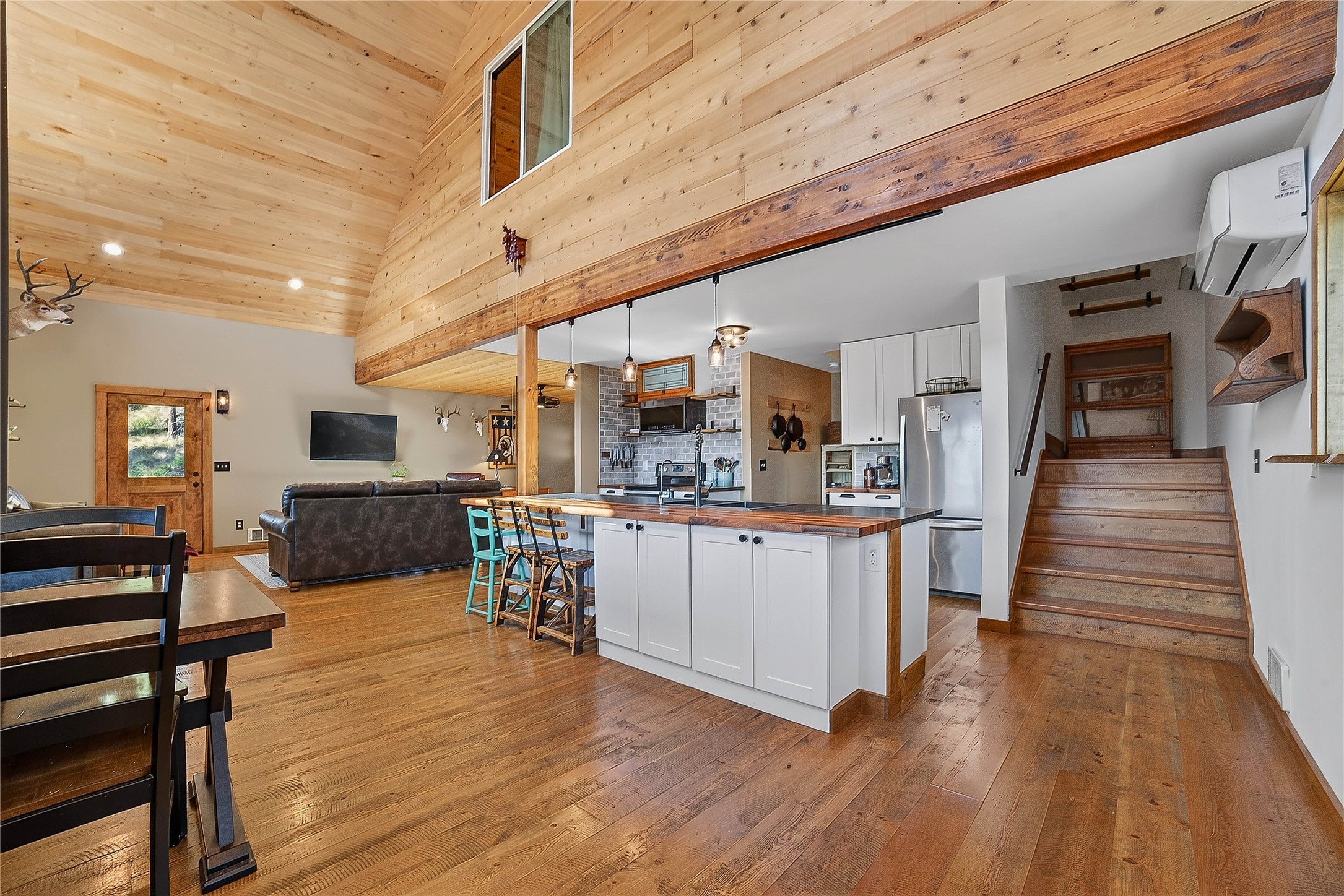 204 Bear Canyon Road