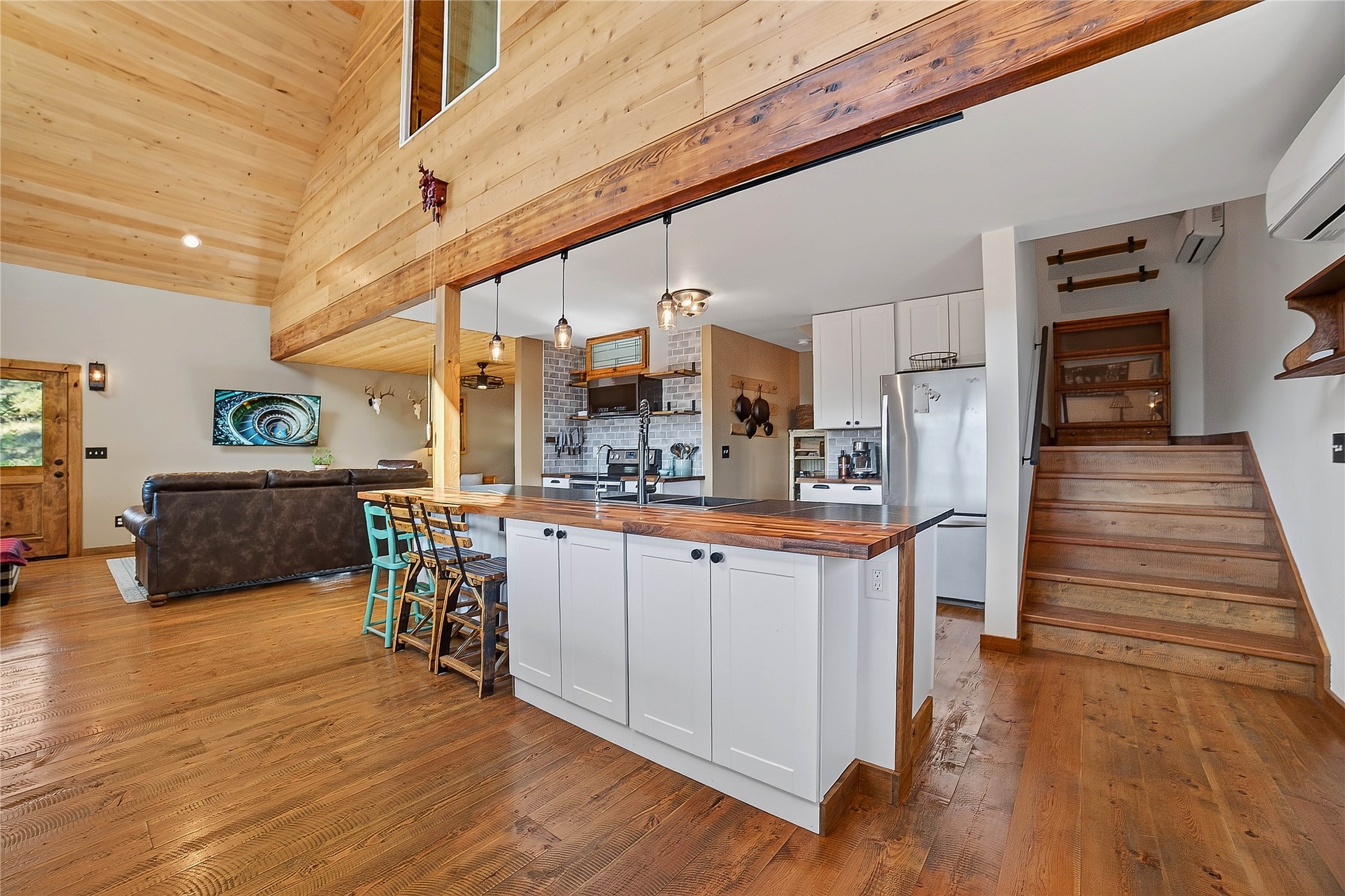 204 Bear Canyon Road