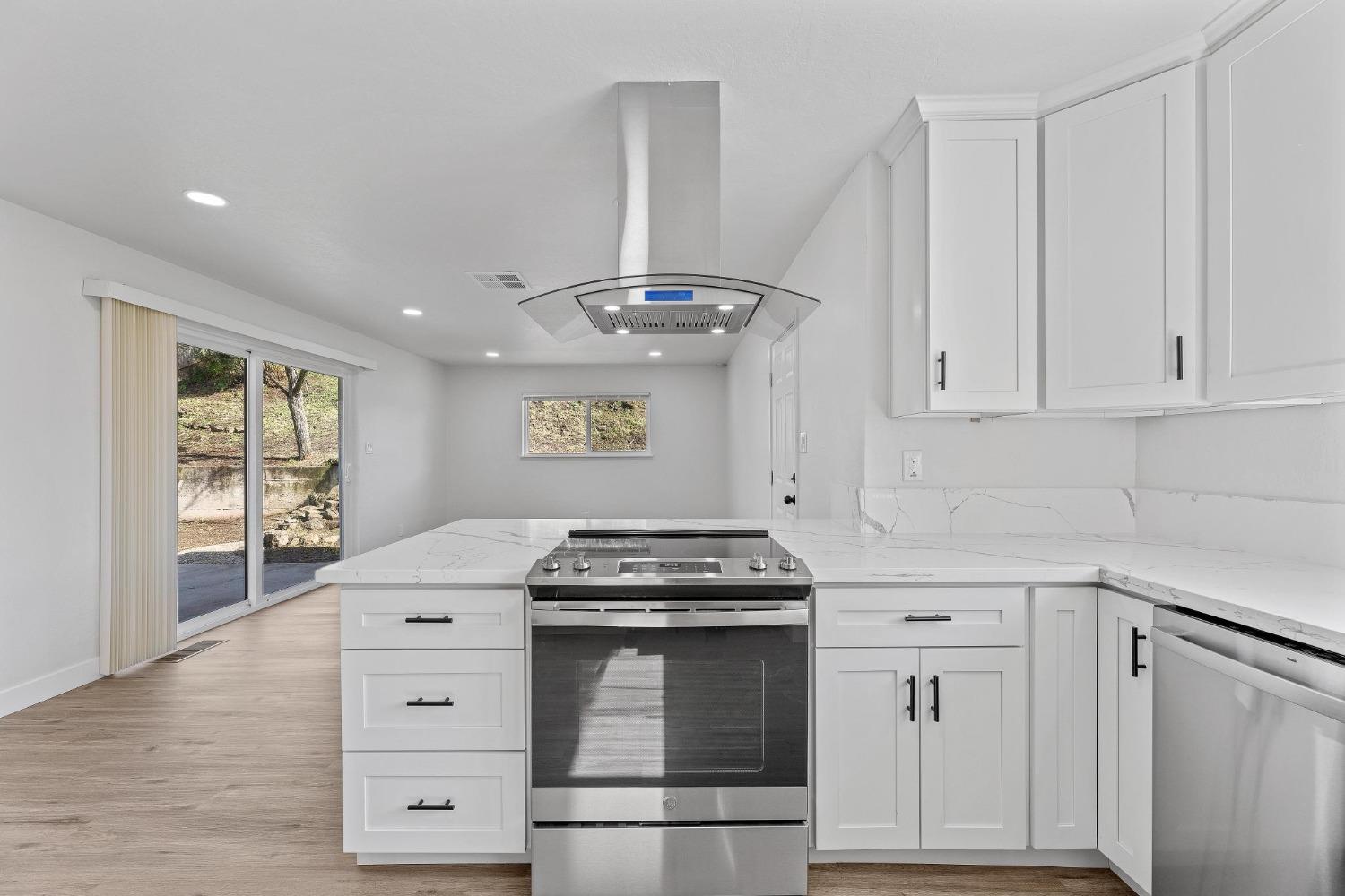 5724 Southview Court