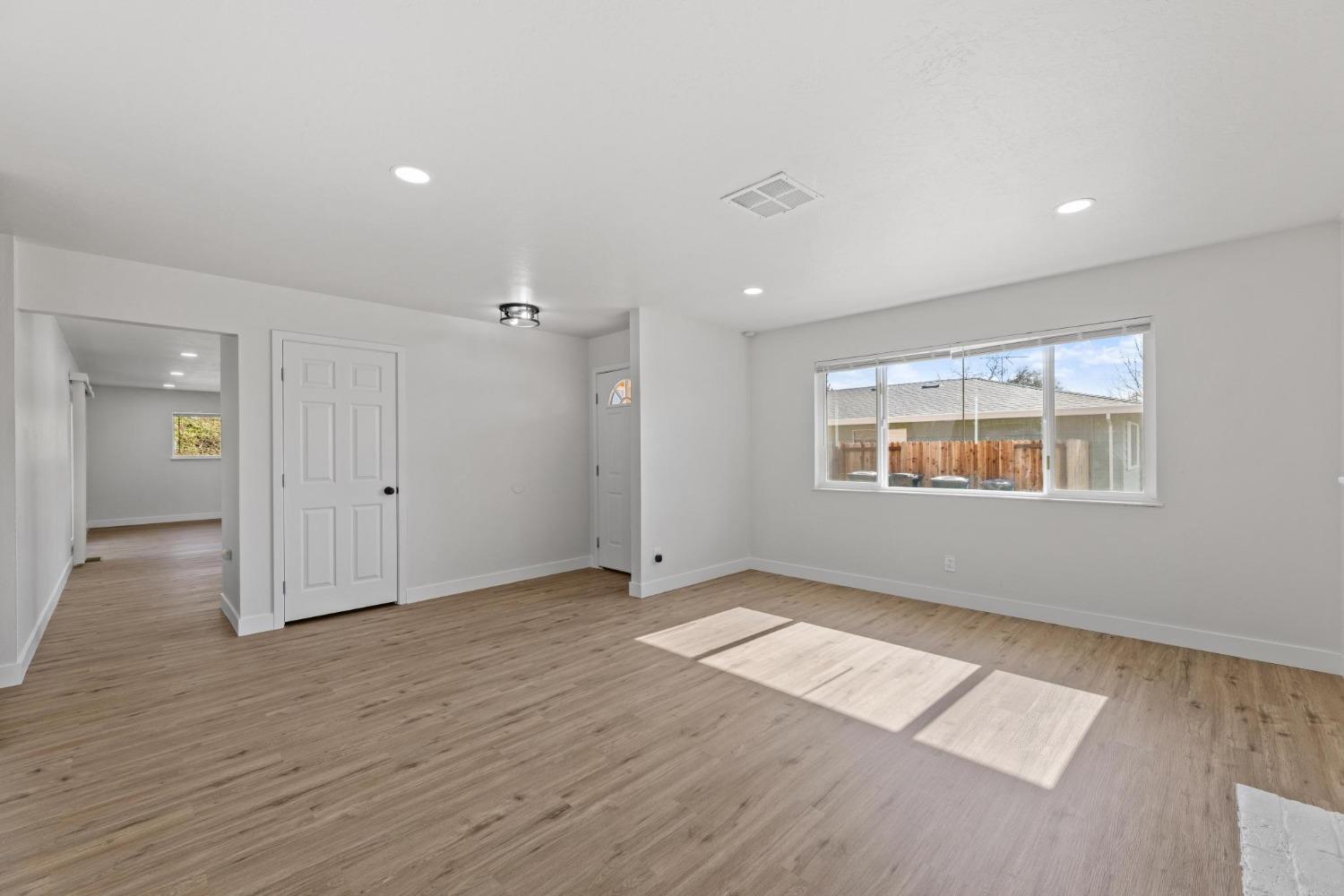 5724 Southview Court