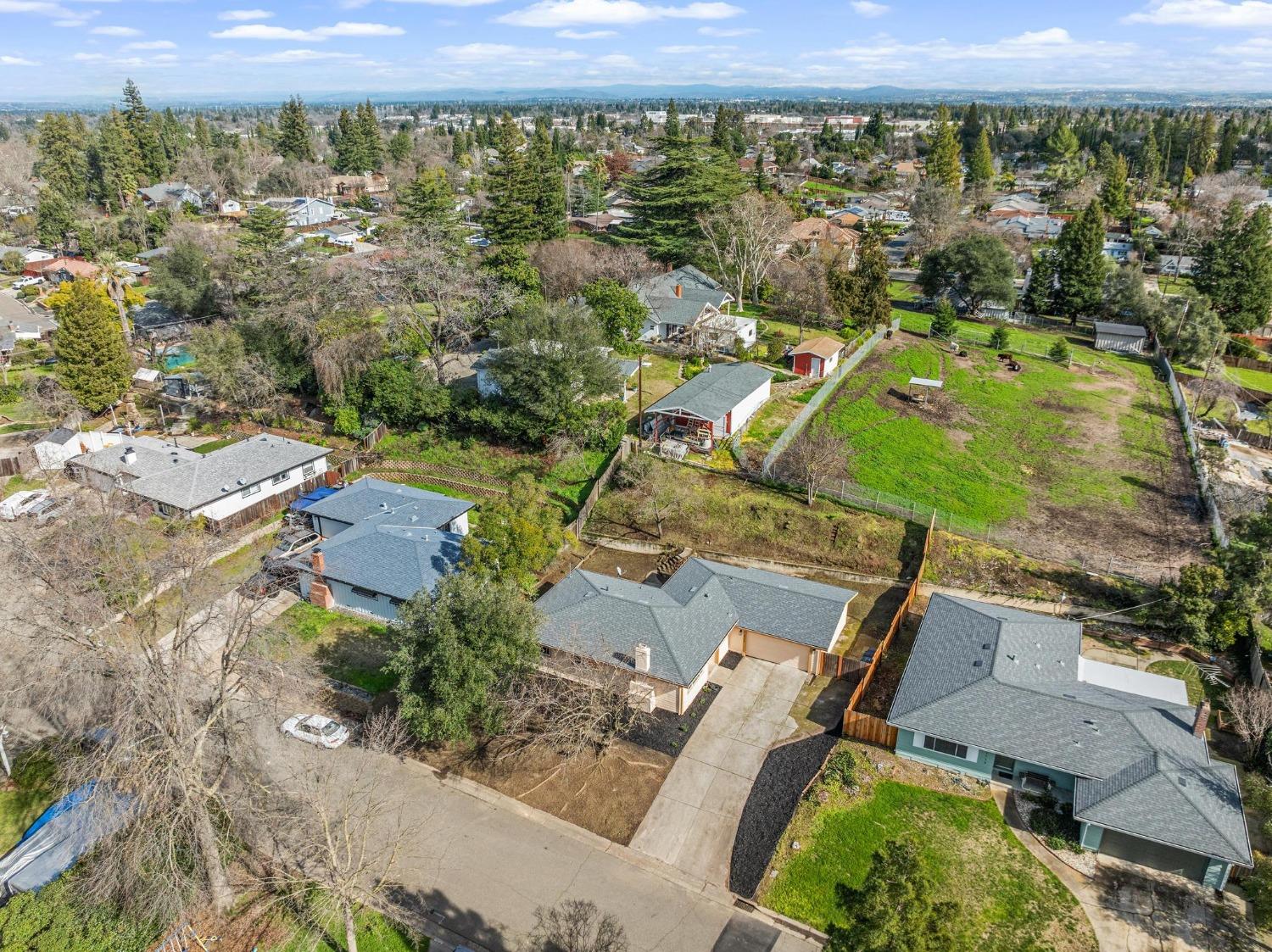 5724 Southview Court