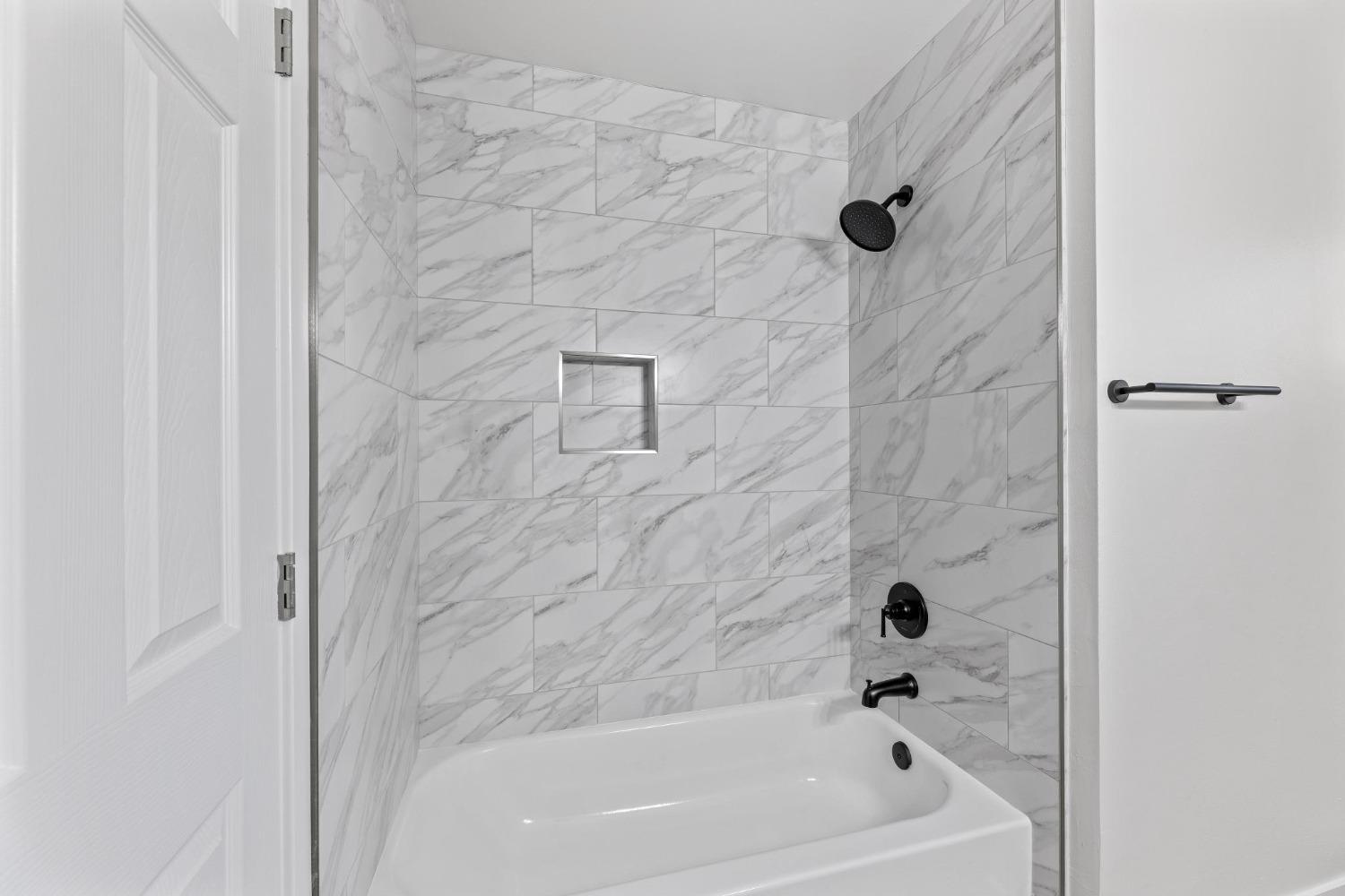 5724 Southview Court