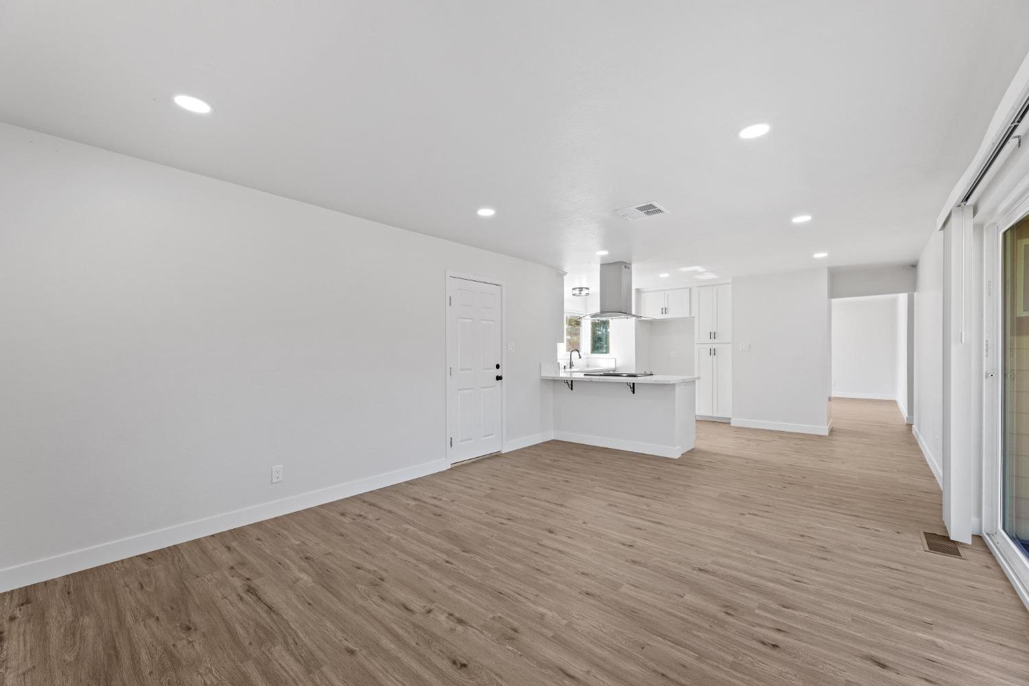 5724 Southview Court