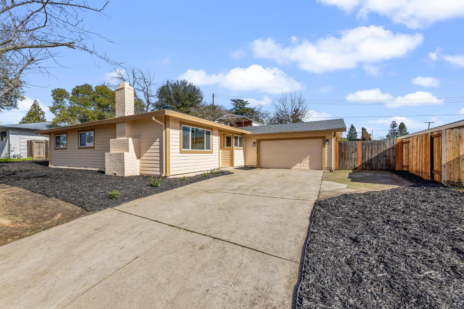 5724 Southview Court