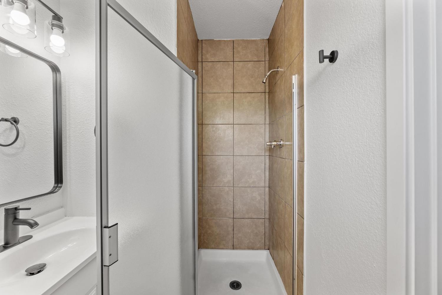 5724 Southview Court