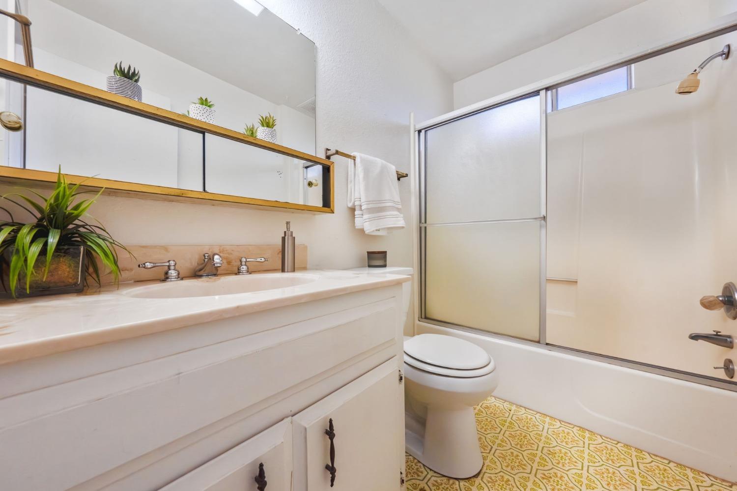 2731 Tam O Shanter Drive