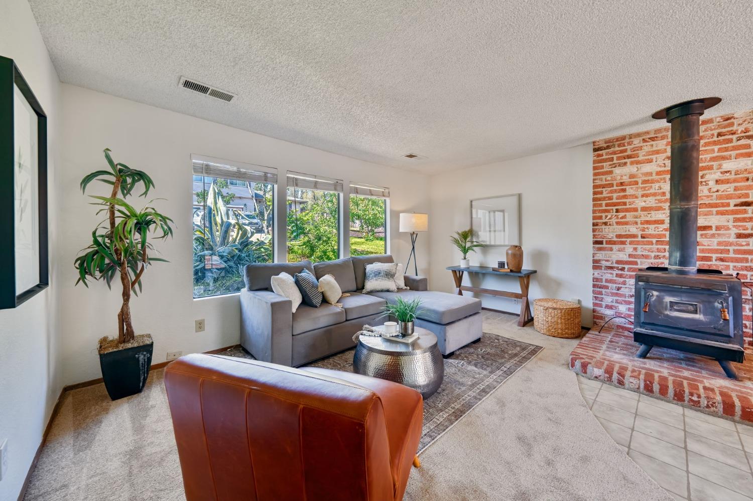 2731 Tam O Shanter Drive