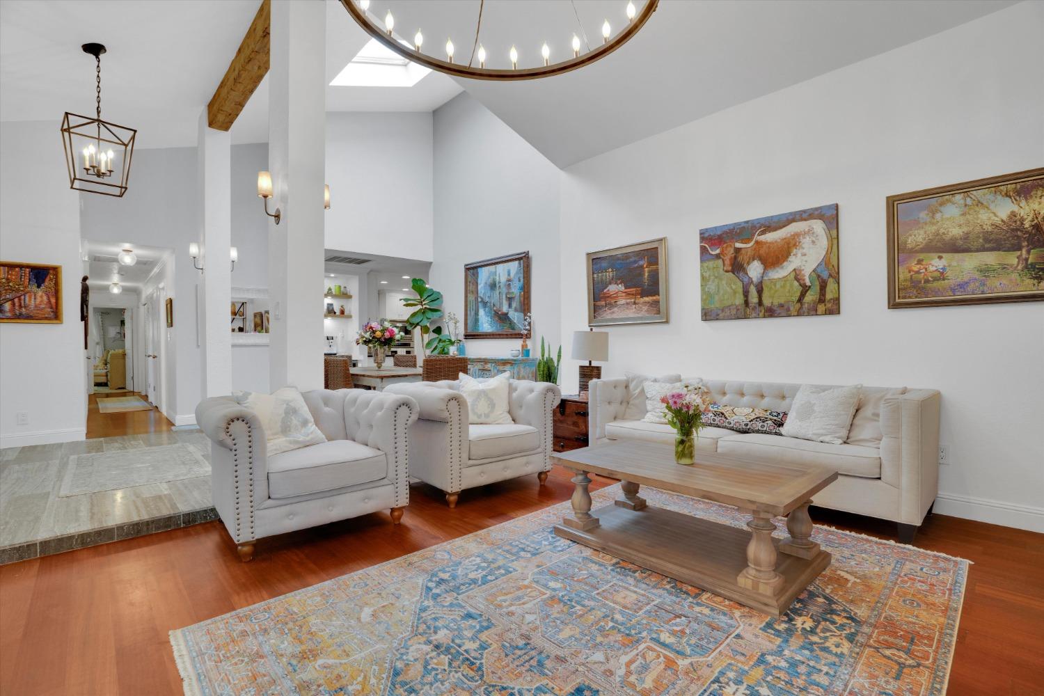 1409 La Salle Drive
