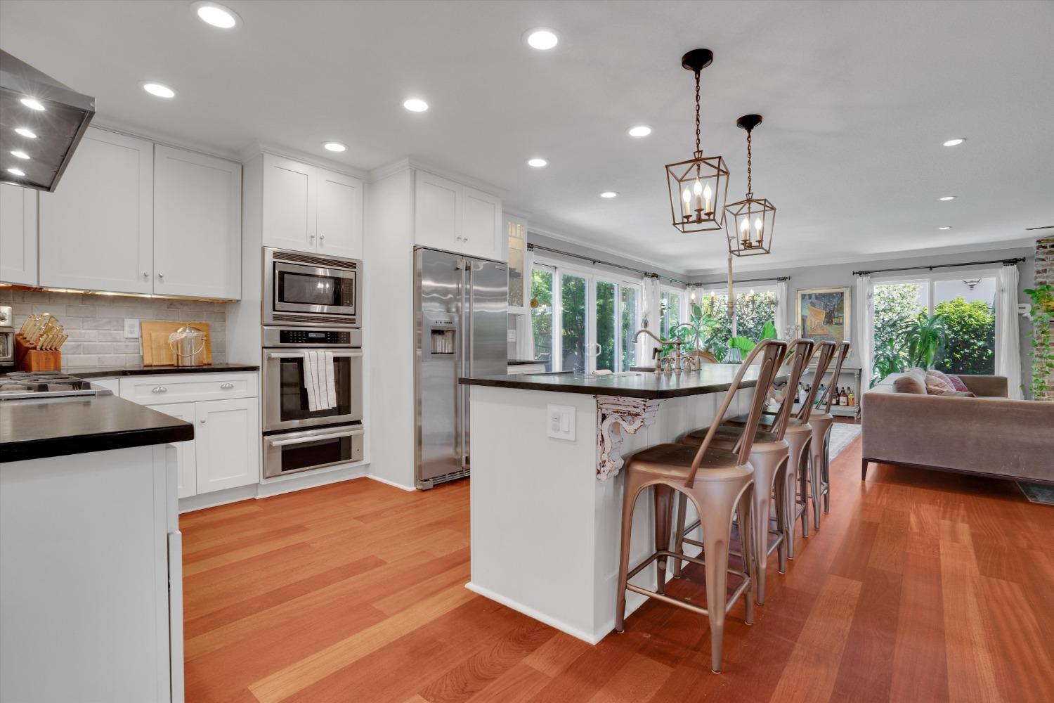 1409 La Salle Drive