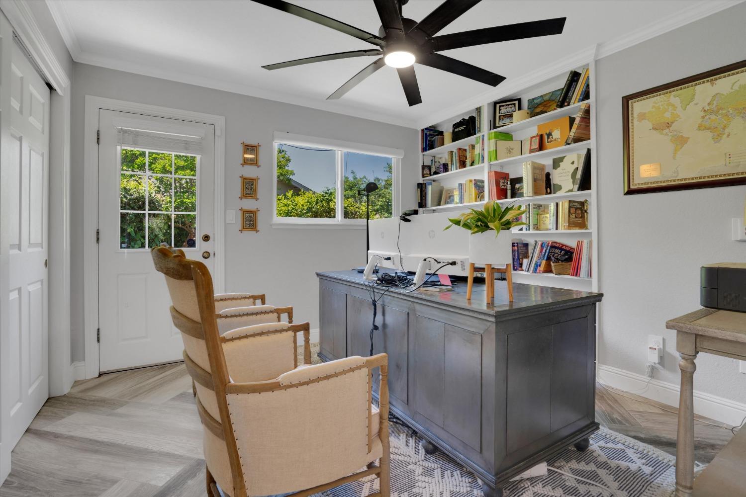 1409 La Salle Drive