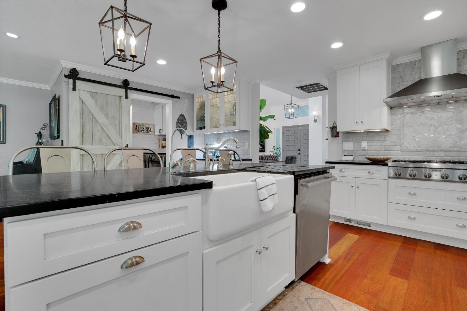 1409 La Salle Drive