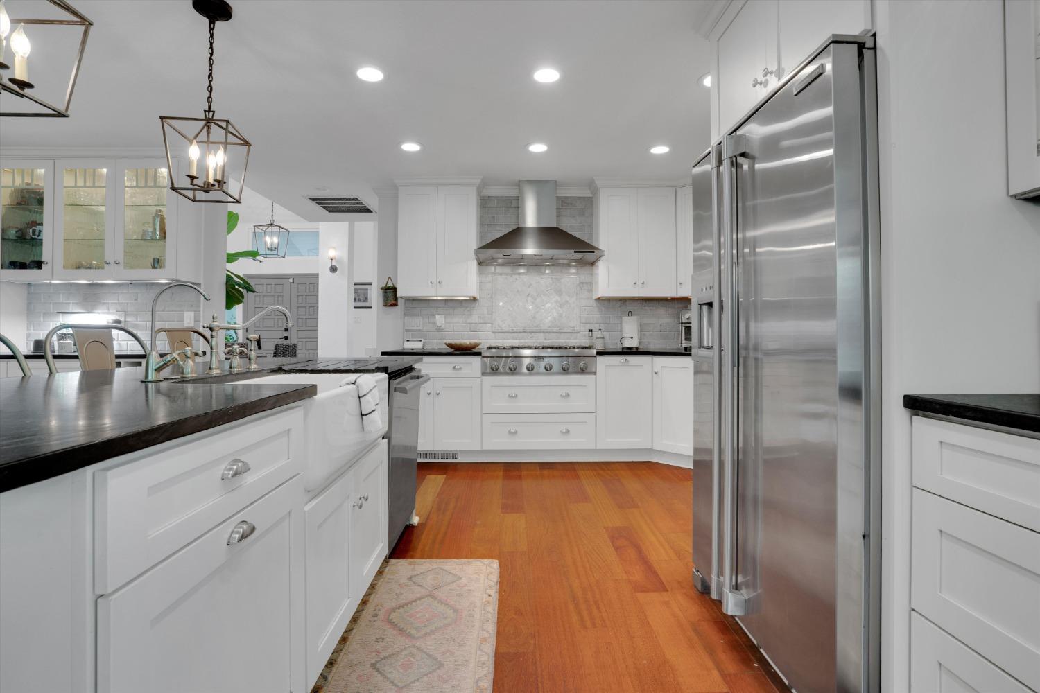 1409 La Salle Drive