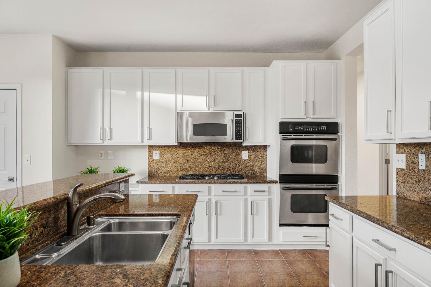 2810 Peachtree Street