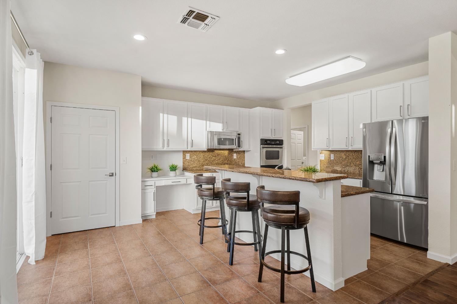 2810 Peachtree Street