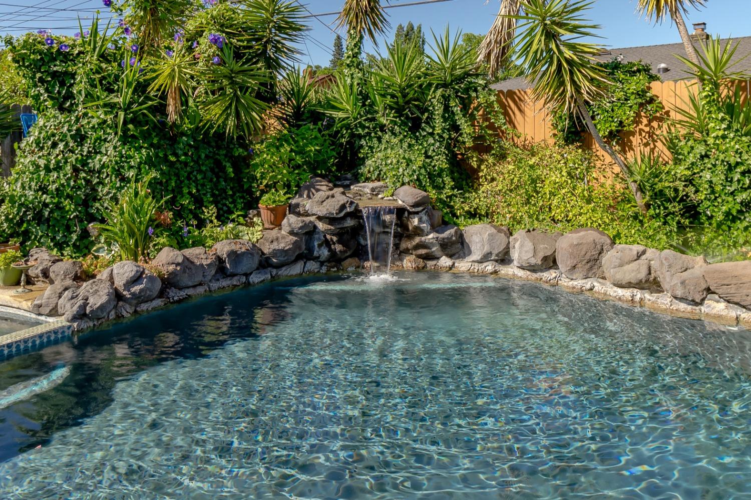 4819 Cameron Ranch Drive