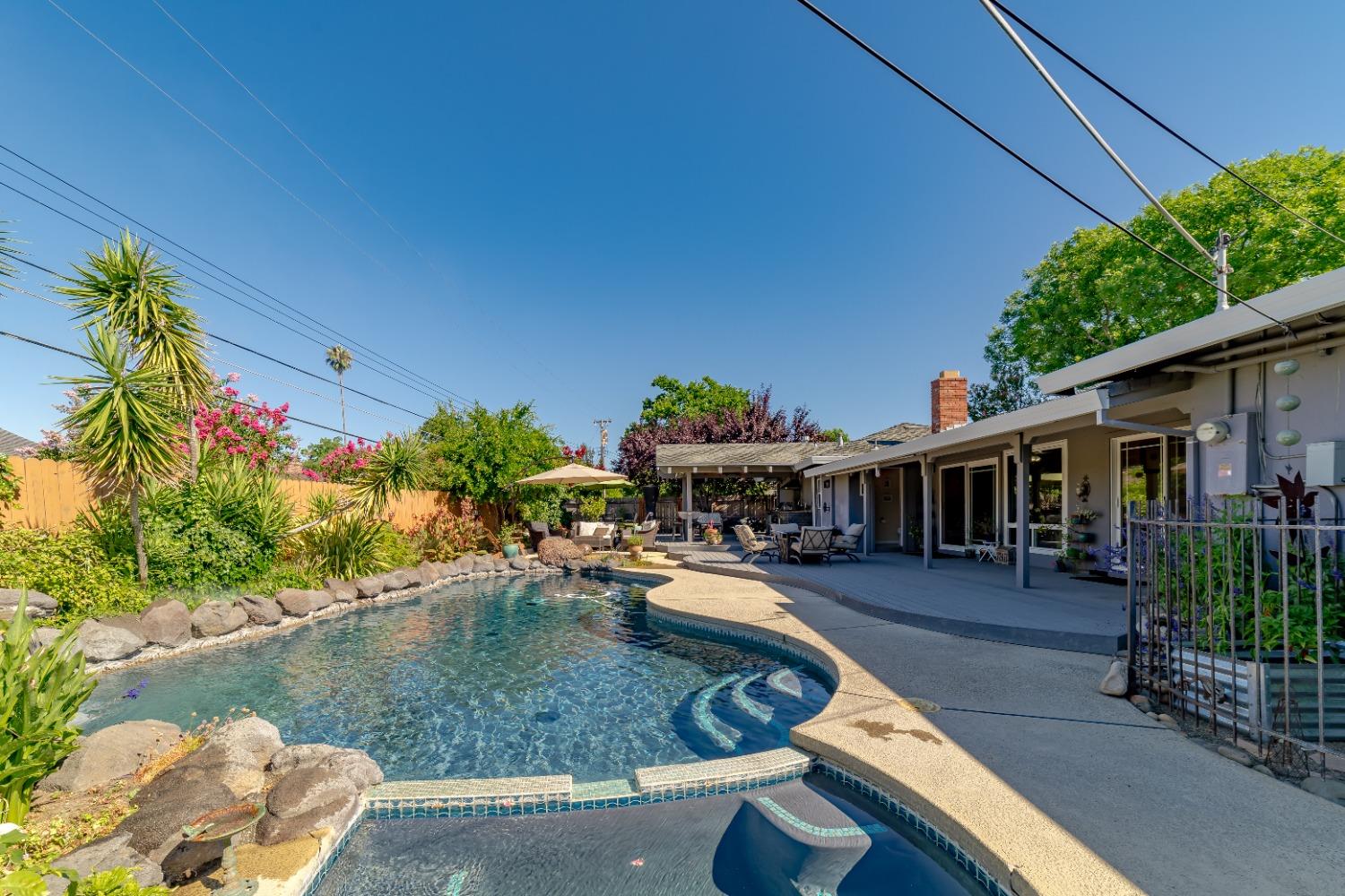 4819 Cameron Ranch Drive