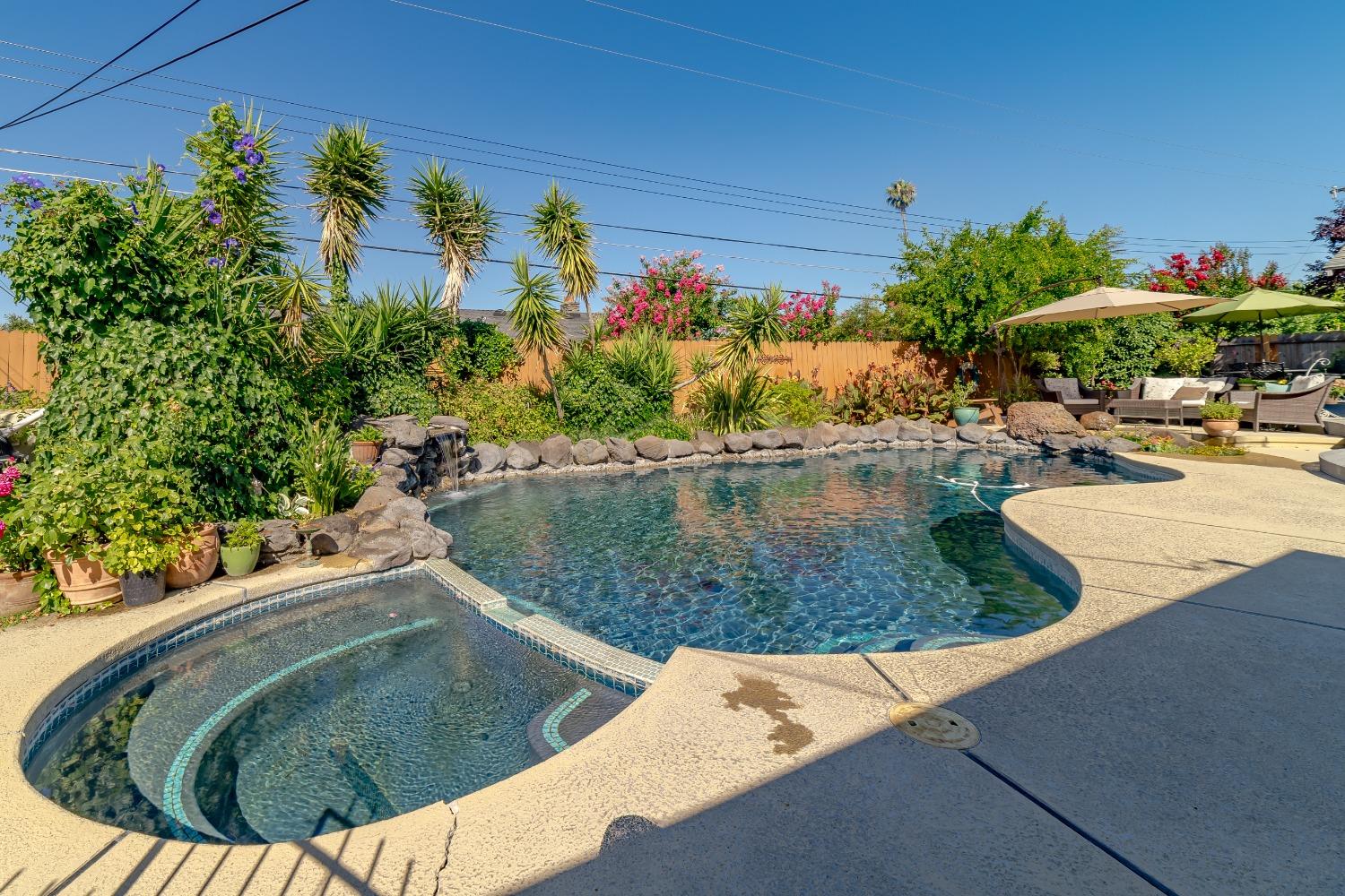 4819 Cameron Ranch Drive