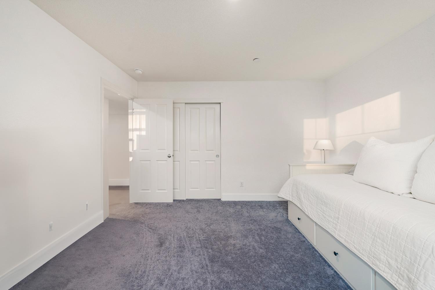 4554 Maple Crest Street