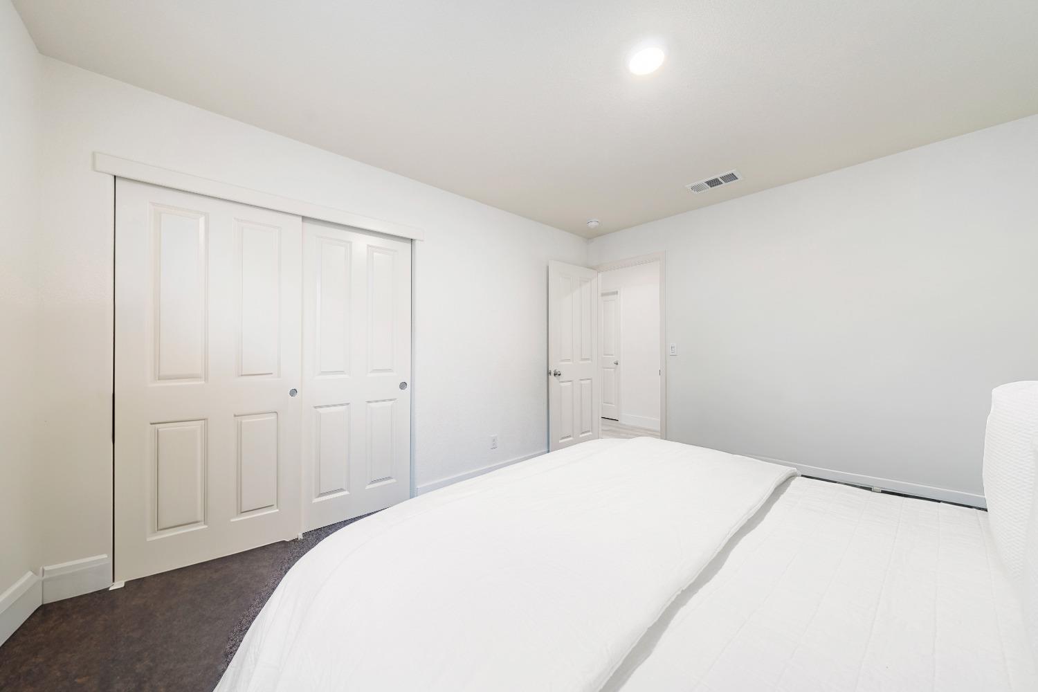 4554 Maple Crest Street