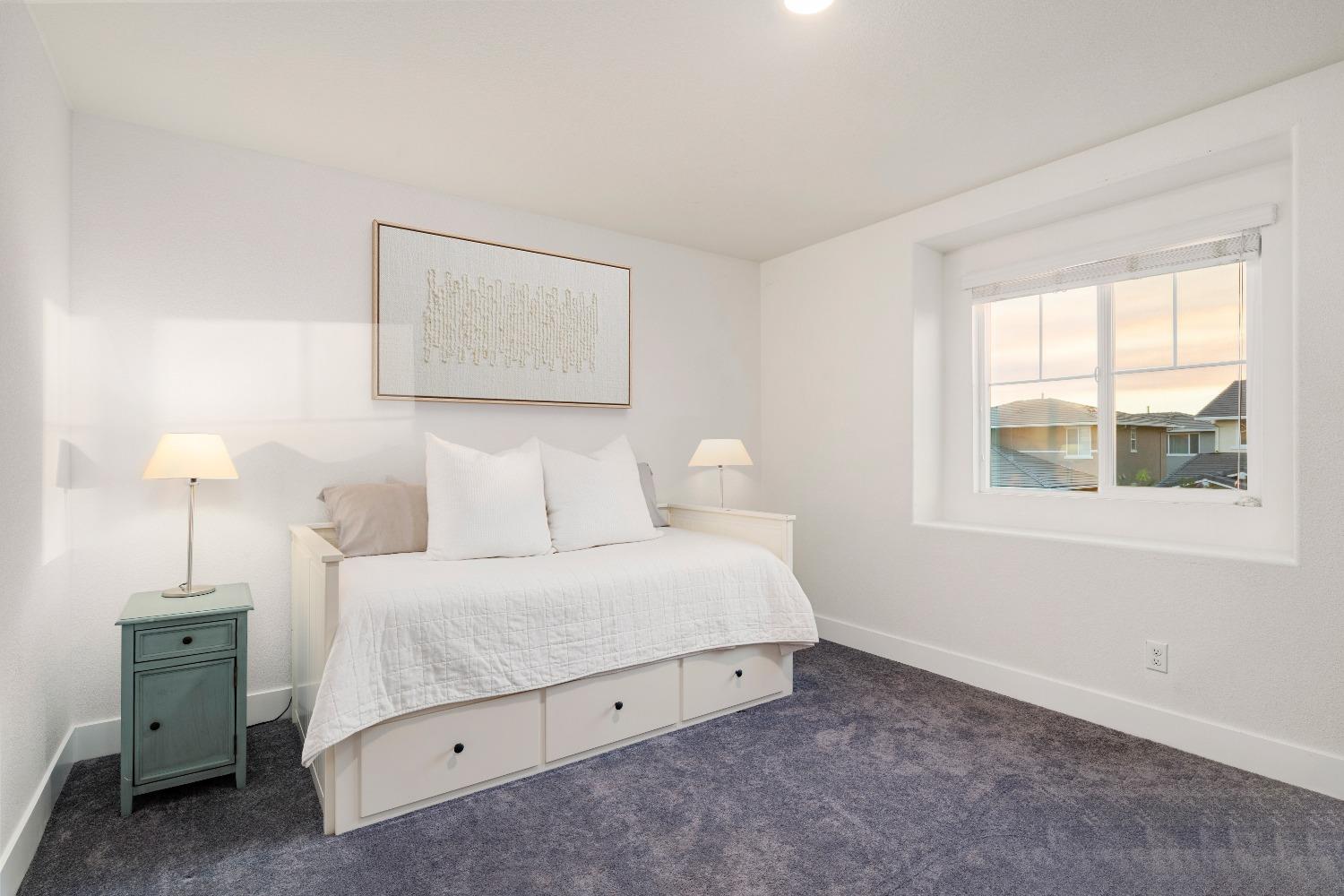 4554 Maple Crest Street