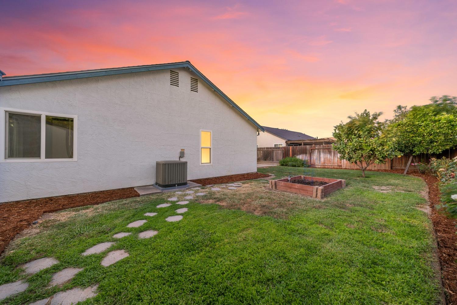 8006 Springarden Way