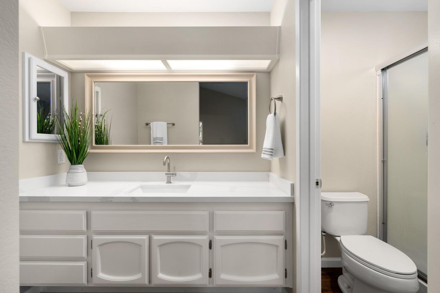 8006 Springarden Way