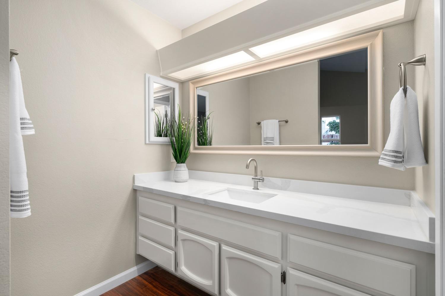 8006 Springarden Way