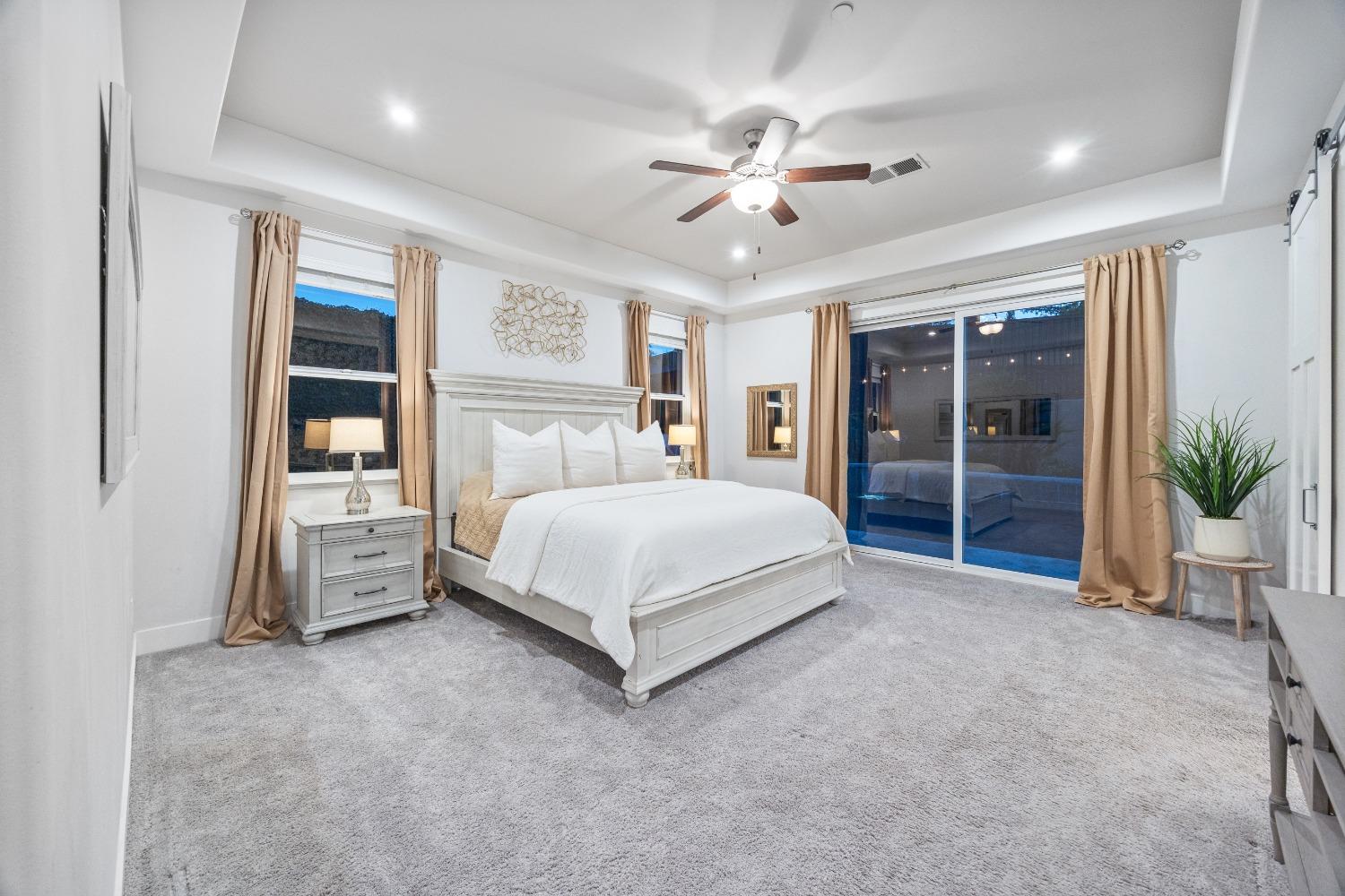 5715 Banksia Court