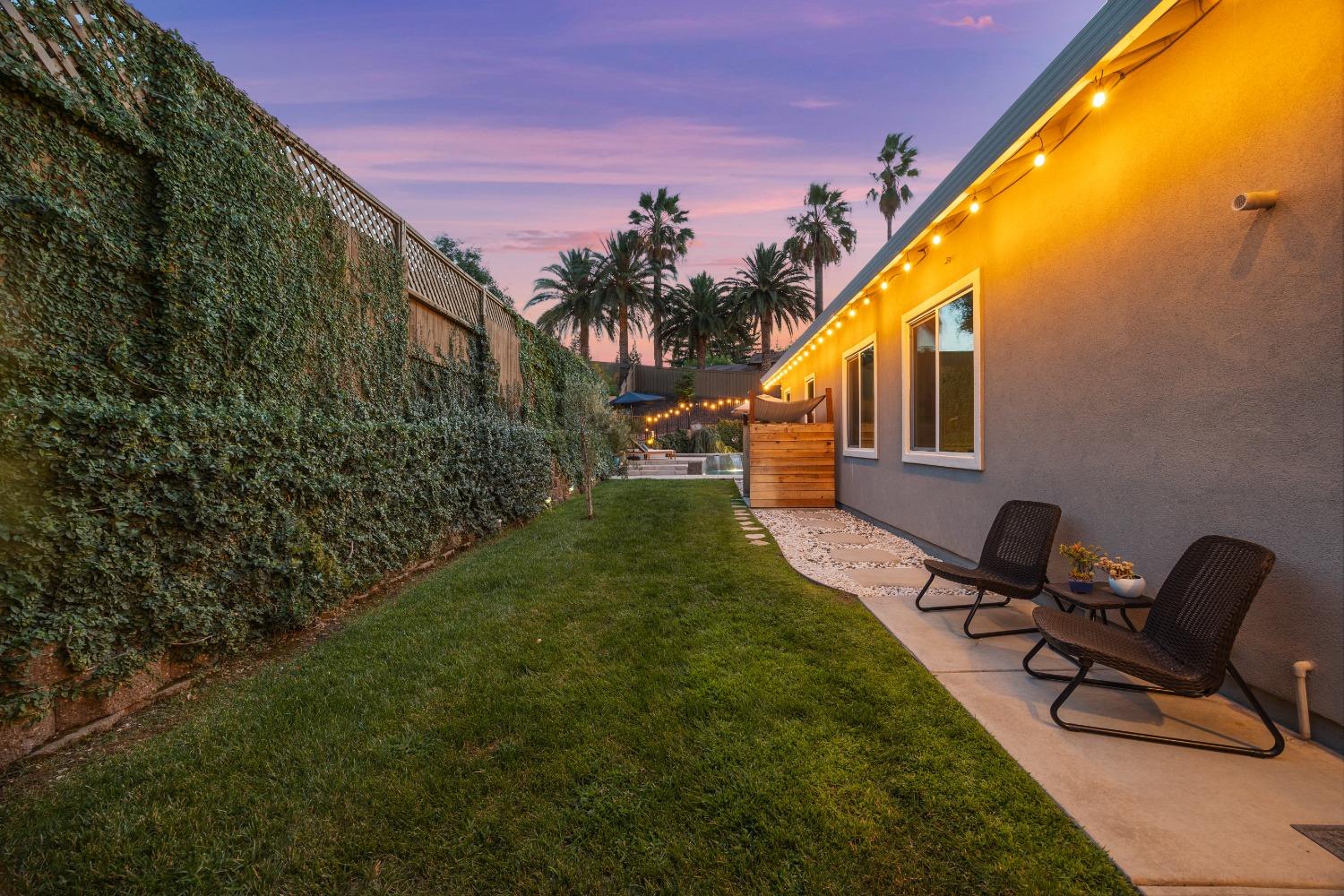 5715 Banksia Court