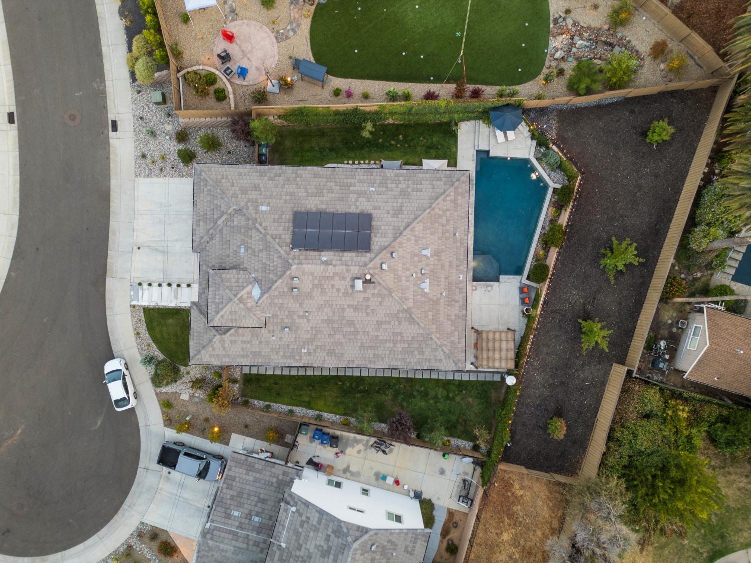 5715 Banksia Court
