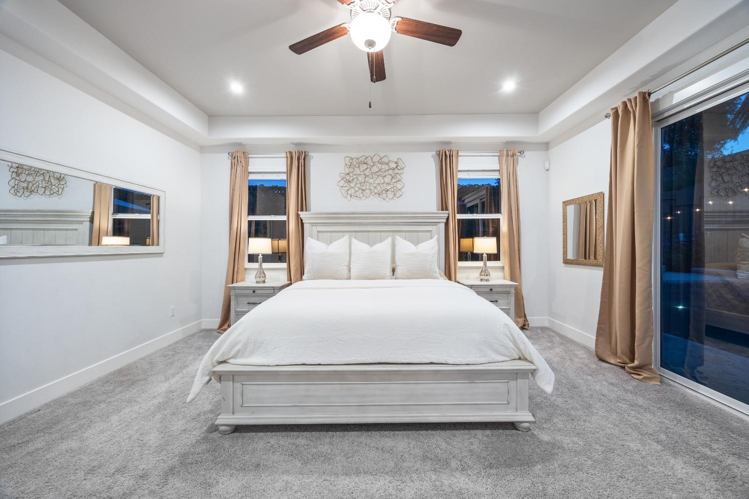 5715 Banksia Court