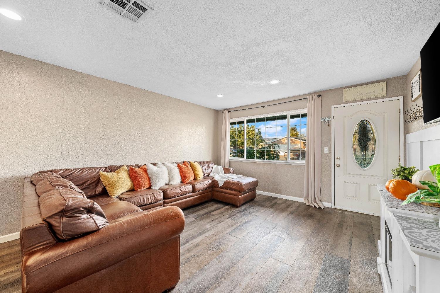 18887 N Coquille Drive