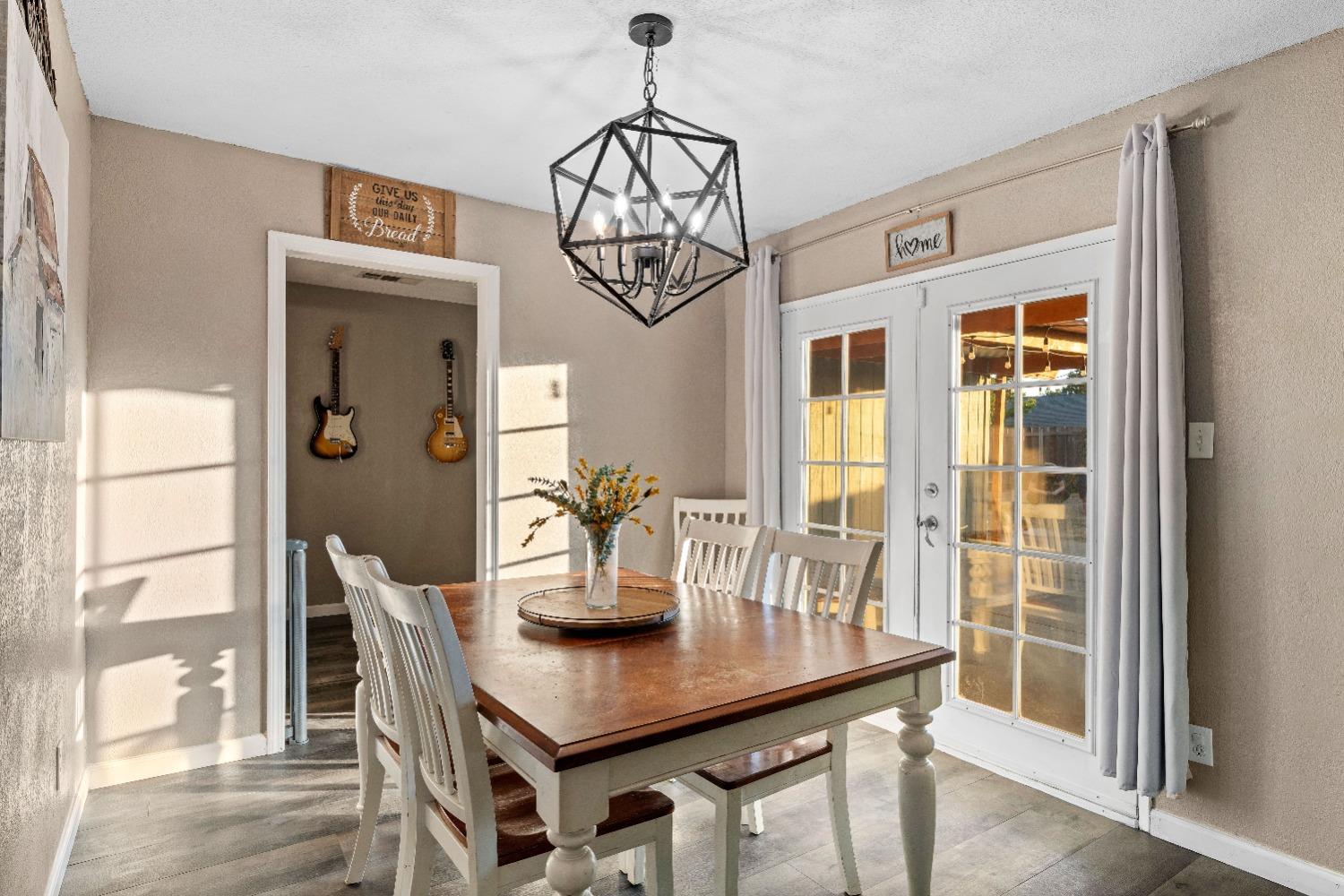 18887 N Coquille Drive