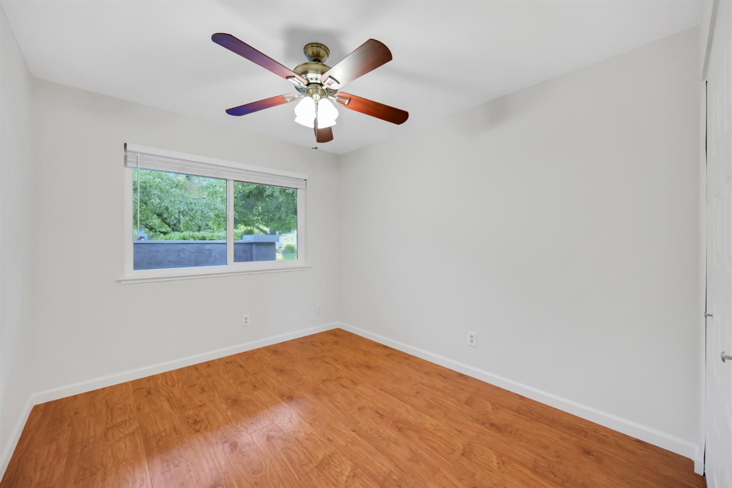 5908 Shadow Oak Drive