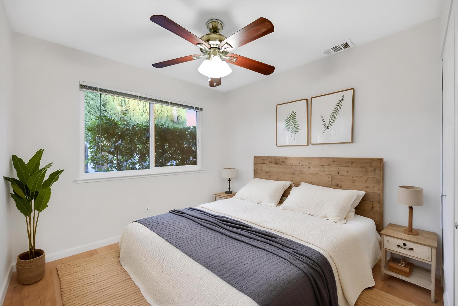 5908 Shadow Oak Drive