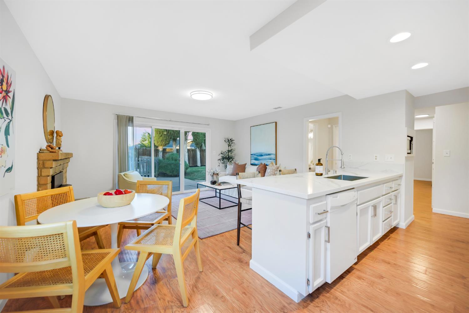 5908 Shadow Oak Drive