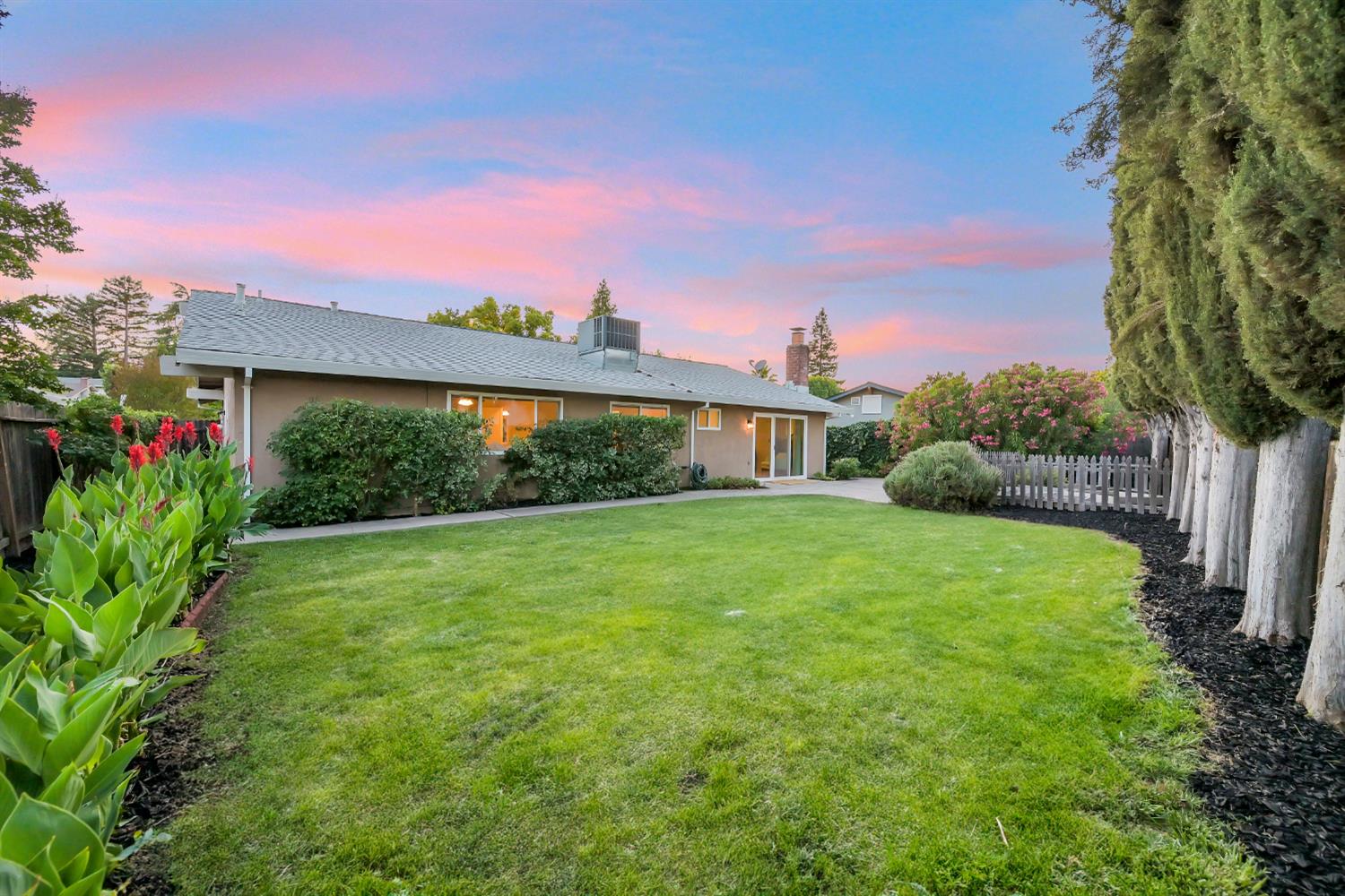 5908 Shadow Oak Drive