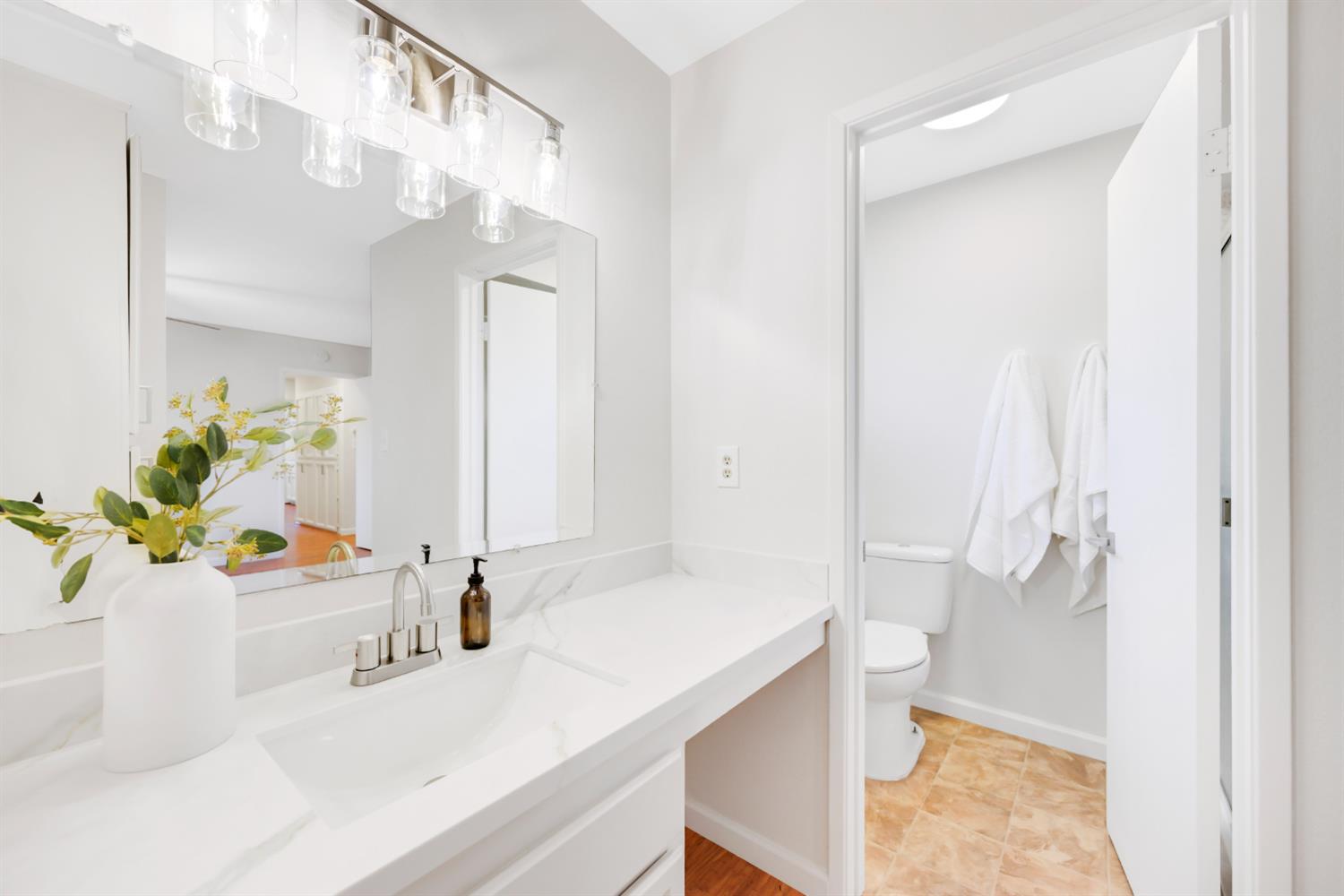 5908 Shadow Oak Drive