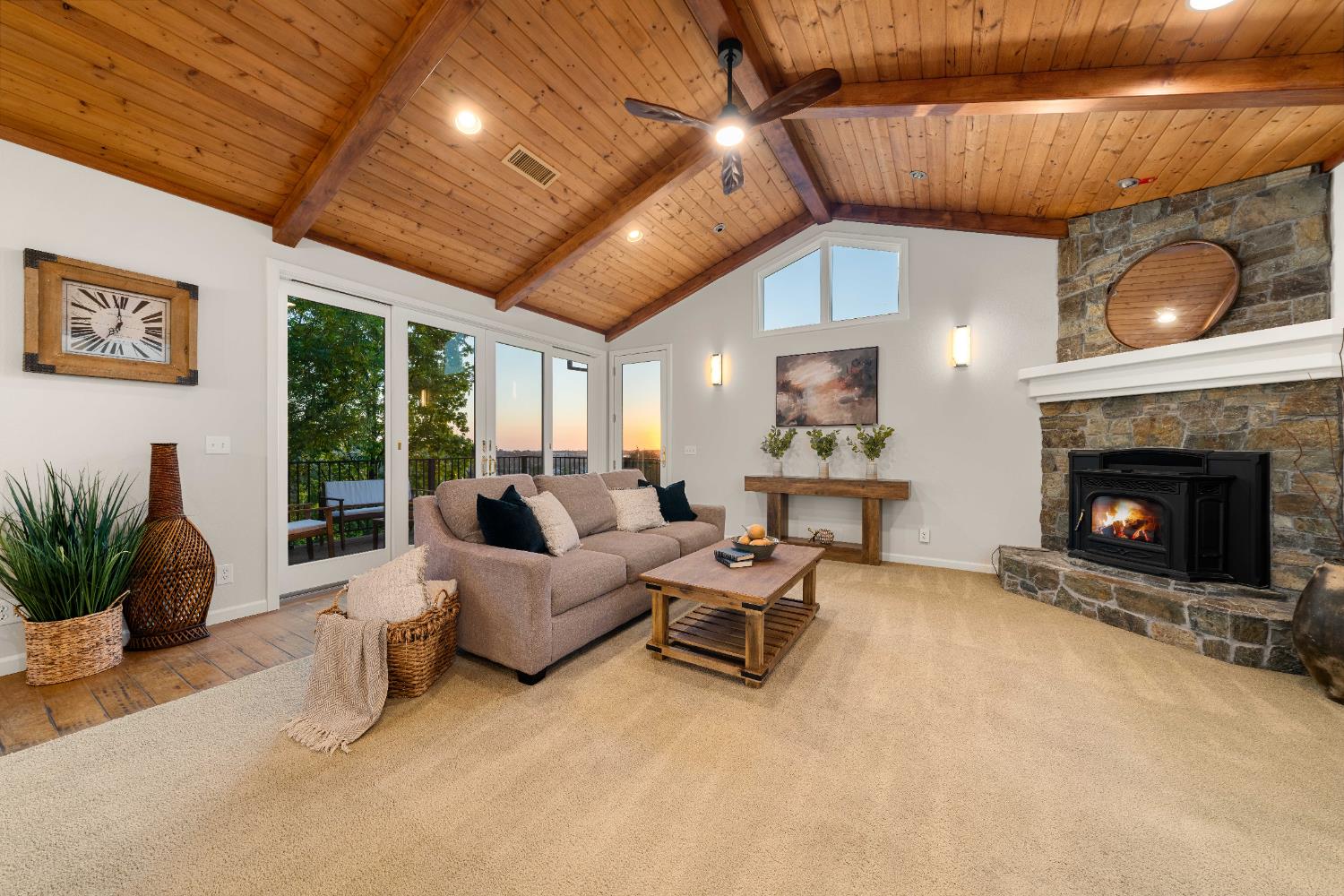 3433 Surry Lane