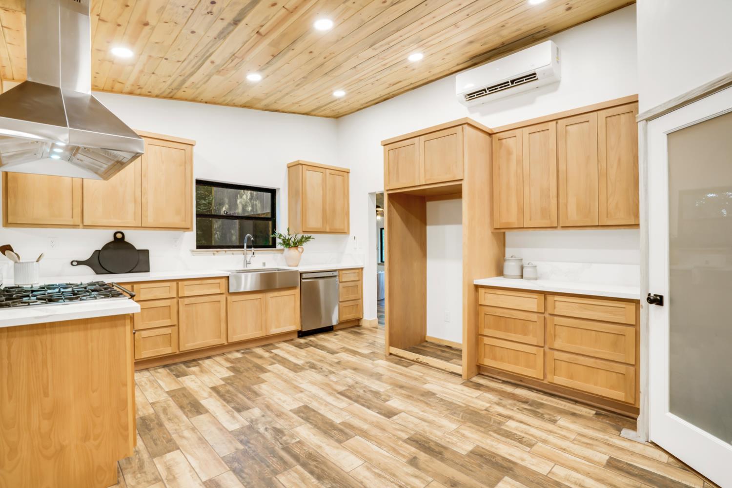 24200 Grand View Avenue