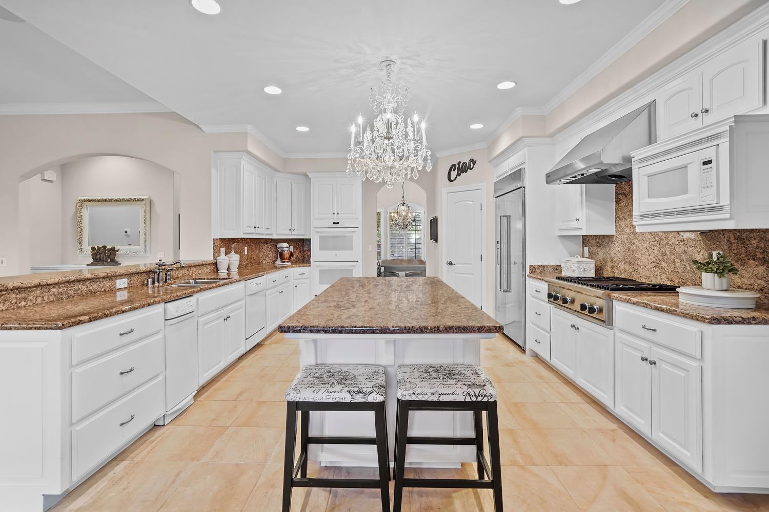 1740 Vista Del Monte