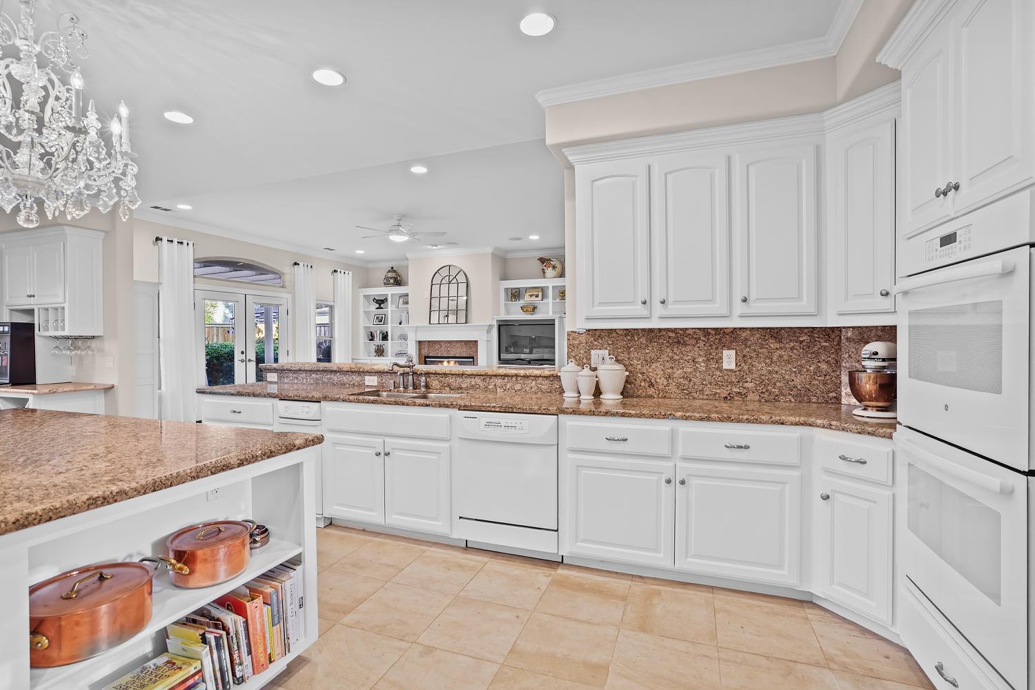 1740 Vista Del Monte