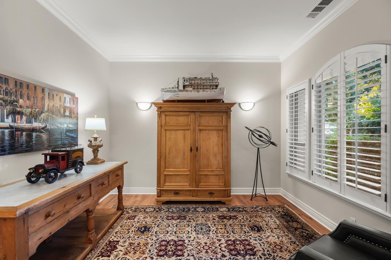 1740 Vista Del Monte