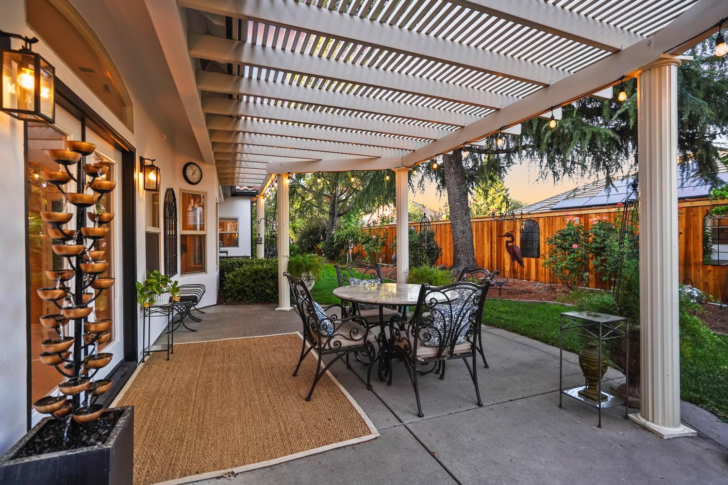 1740 Vista Del Monte