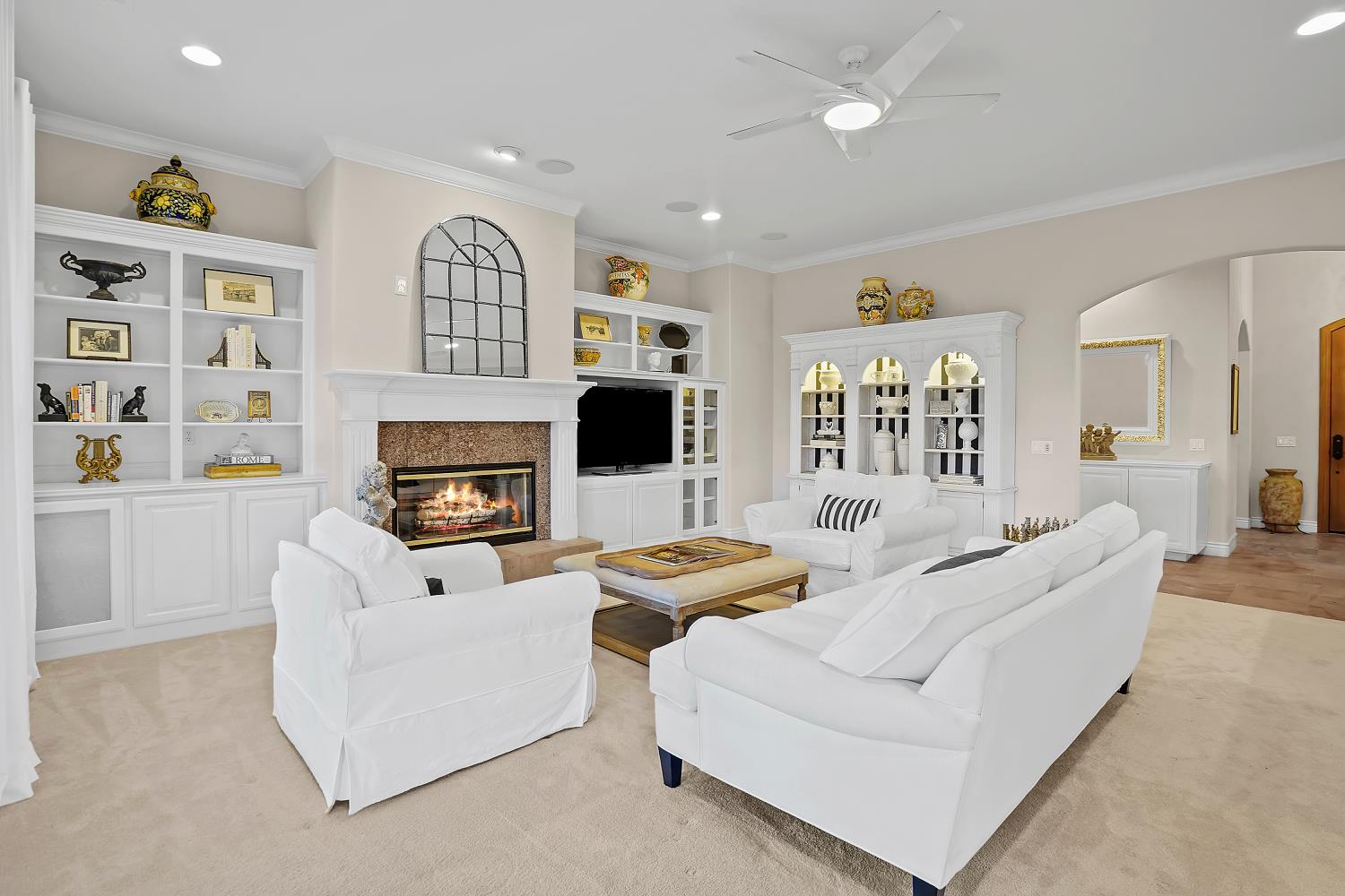 1740 Vista Del Monte